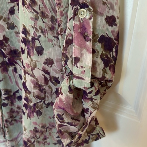 Kut From The Kloth Women’s Button Up Blouse Size M - Picture 3 of 4